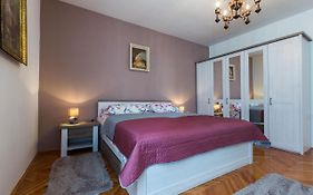 Drago 2Br Apt. In Old Town